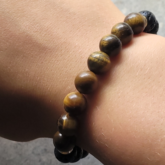Unisex Tiger's Eye Mala Bead Lava Bead Handmade Bracelet - Picture 2 of 5